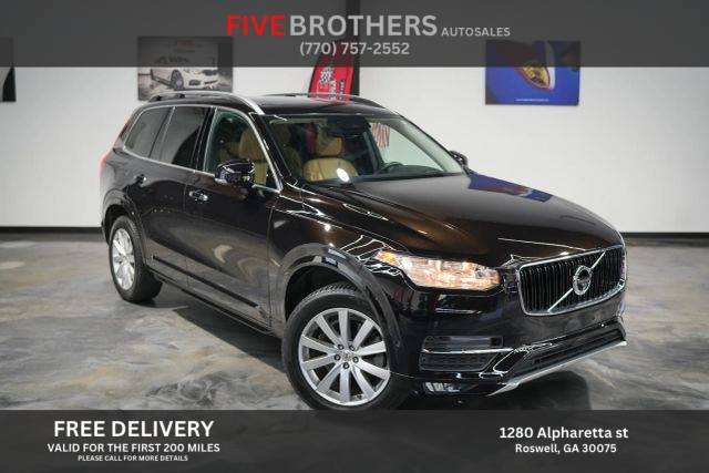 2016 Volvo XC90 T6 Momentum AWD photo