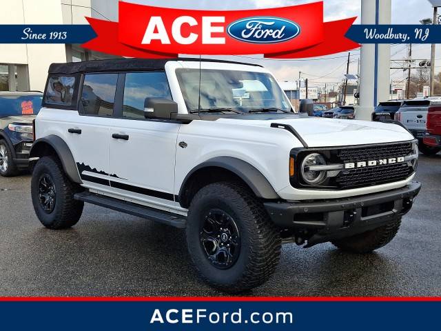 2022 Ford Bronco 4 Door Wildtrak 4WD photo