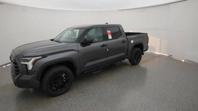 2022 Toyota Tundra SR5 4WD photo