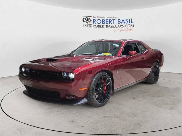2022 Dodge Challenger R/T Scat Pack RWD photo
