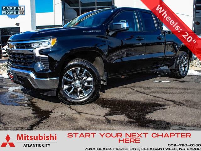 2022 Chevrolet Silverado 1500 LT 4WD photo