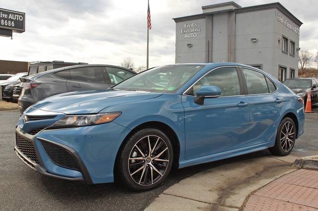 2023 Toyota Camry SE FWD photo