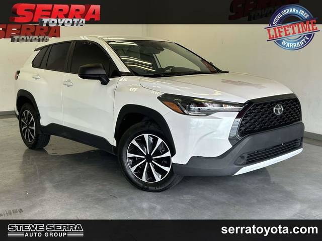 2022 Toyota Corolla Cross L FWD photo