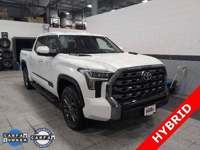 2022 Toyota Tundra Platinum Hybrid 4WD photo