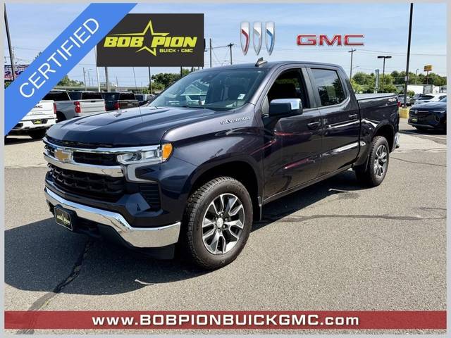 2022 Chevrolet Silverado 1500 LT 4WD photo