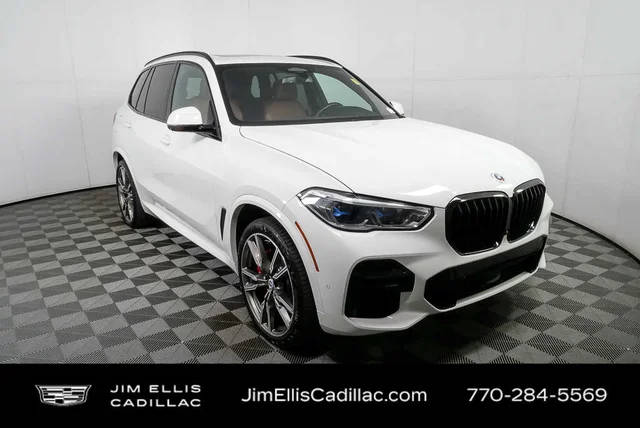 2023 BMW X5 M50i AWD photo