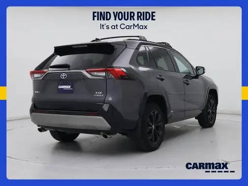 2022 Toyota RAV4 Hybrid XSE AWD photo