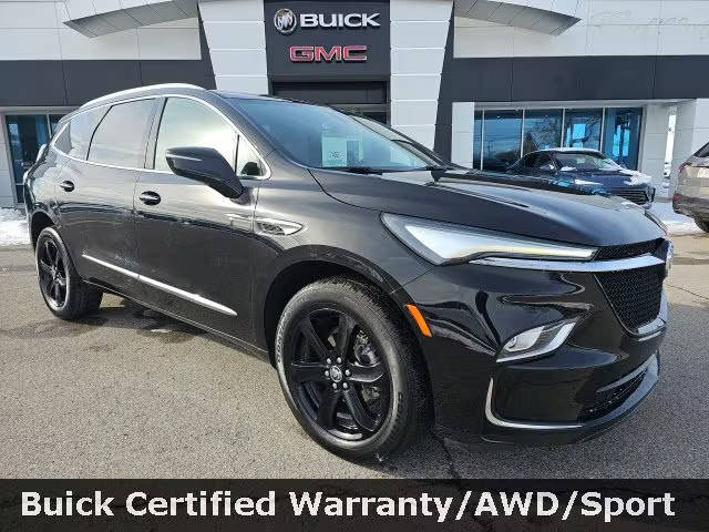 2023 Buick Enclave Essence AWD photo