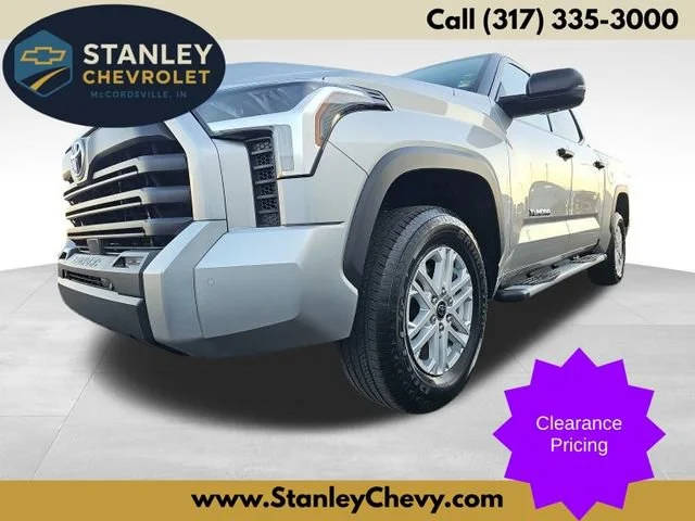 2022 Toyota Tundra SR5 4WD photo