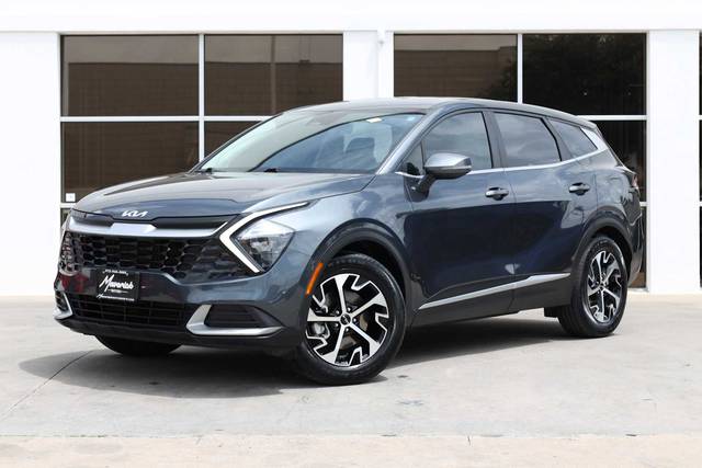2023 Kia Sportage EX FWD photo