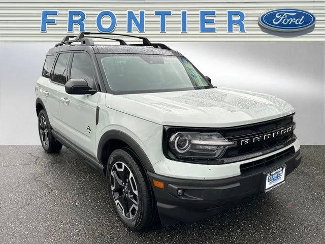 2022 Ford Bronco Sport Outer Banks 4WD photo