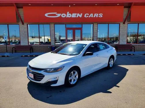2022 Chevrolet Malibu LS FWD photo