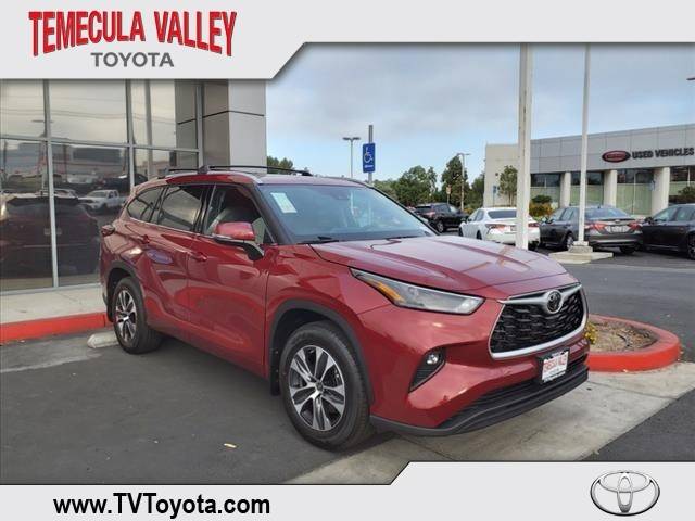 2022 Toyota Highlander XLE FWD photo