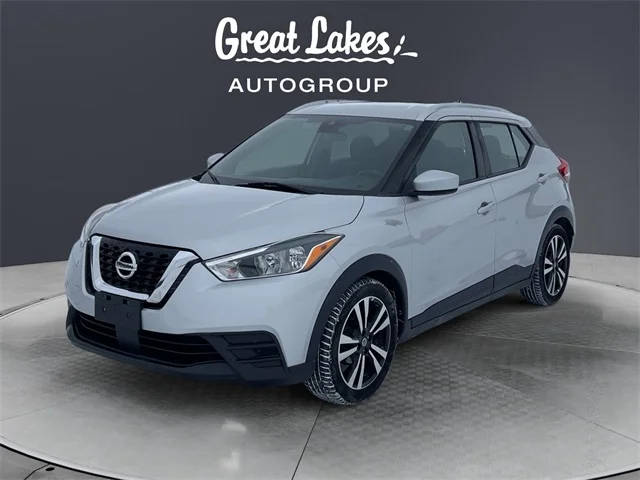 2020 Nissan Kicks SV FWD photo