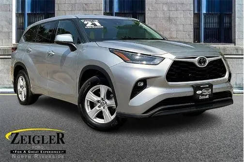 2021 Toyota Highlander LE AWD photo