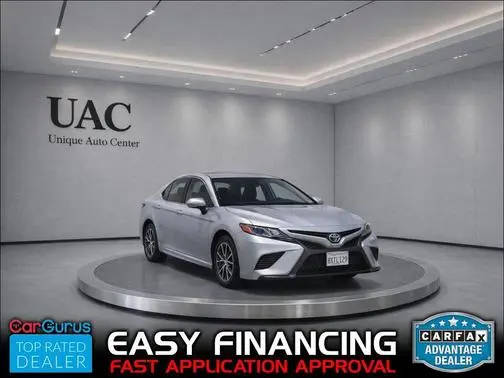 2021 Toyota Camry Hybrid SE FWD photo