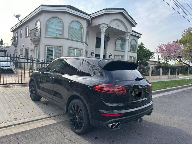 2015 Porsche Cayenne S AWD photo