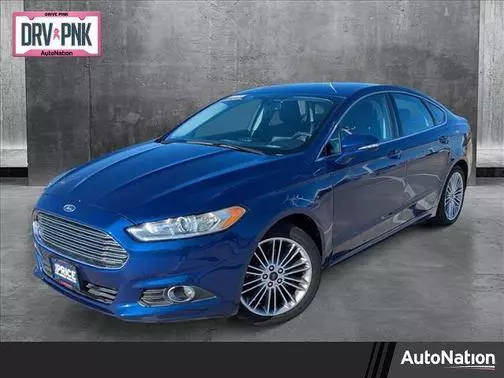 2015 Ford Fusion SE FWD photo