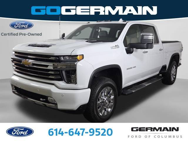 2022 Chevrolet Silverado 3500HD High Country 4WD photo