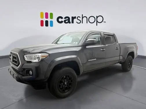 2022 Toyota Tacoma SR5 4WD photo