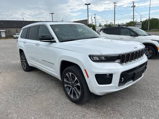 2023 Jeep Grand Cherokee L Overland 4WD photo