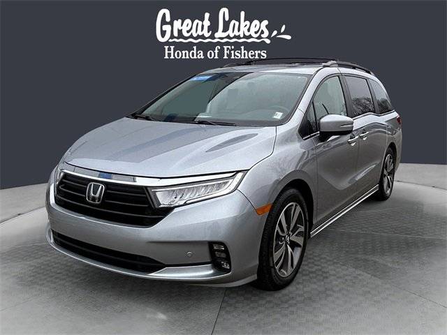 2023 Honda Odyssey Touring FWD photo