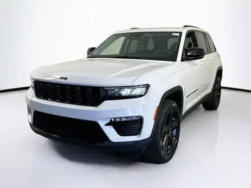 2023 Jeep Grand Cherokee Limited RWD photo