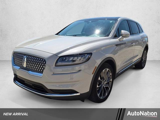 2022 Lincoln Nautilus Reserve AWD photo