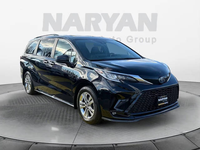2022 Toyota Sienna XSE AWD photo