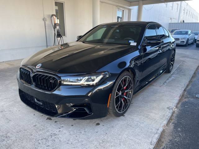 2022 BMW M5  AWD photo