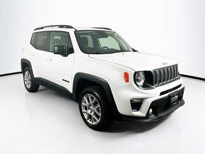 2022 Jeep Renegade Latitude 4WD photo