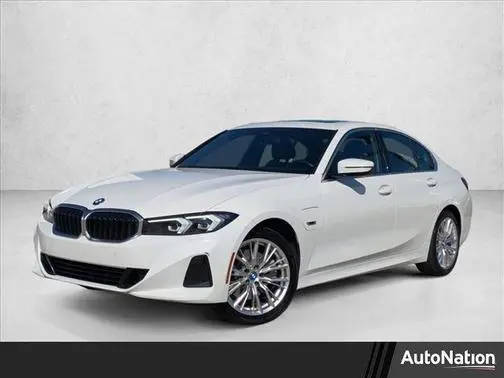 2023 BMW 3 Series 330e RWD photo