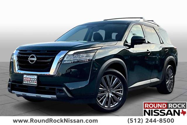 2023 Nissan Pathfinder SL FWD photo