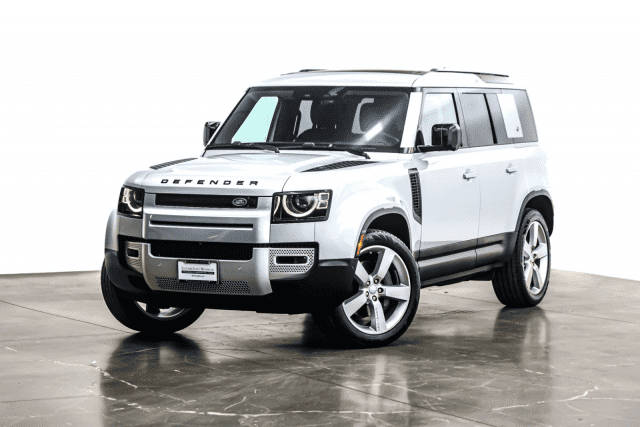 2023 Land Rover Defender 110 SE AWD photo