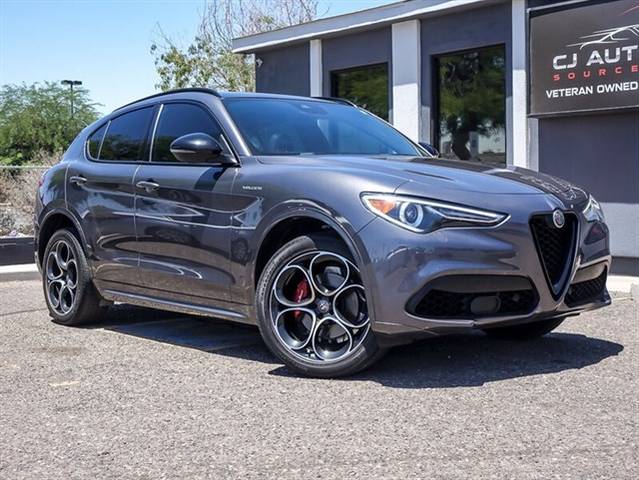 2023 Alfa Romeo Stelvio Veloce AWD photo