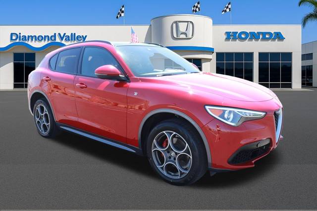 2023 Alfa Romeo Stelvio Ti AWD photo