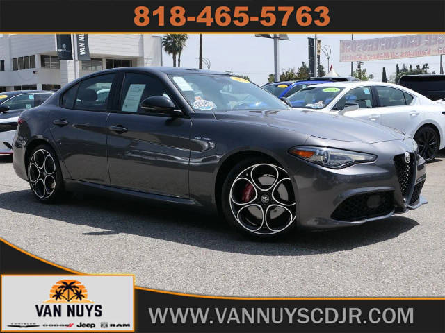 2023 Alfa Romeo Giulia Veloce RWD photo