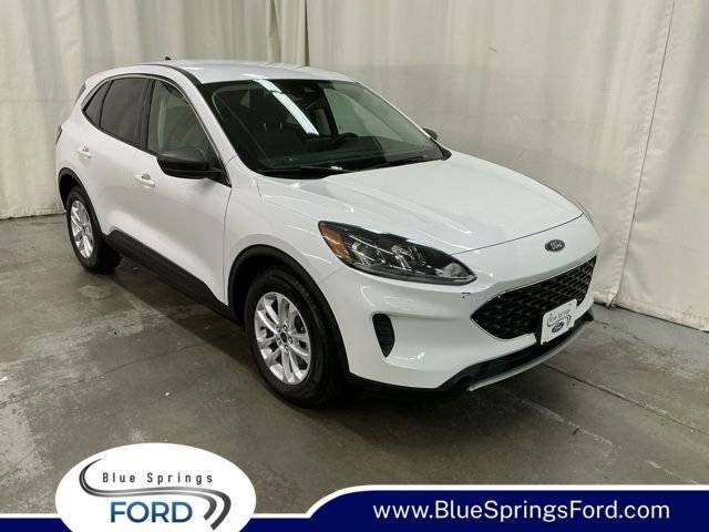 2022 Ford Escape SE FWD photo