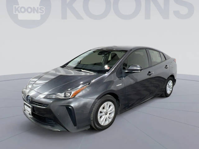 2022 Toyota Prius L Eco FWD photo