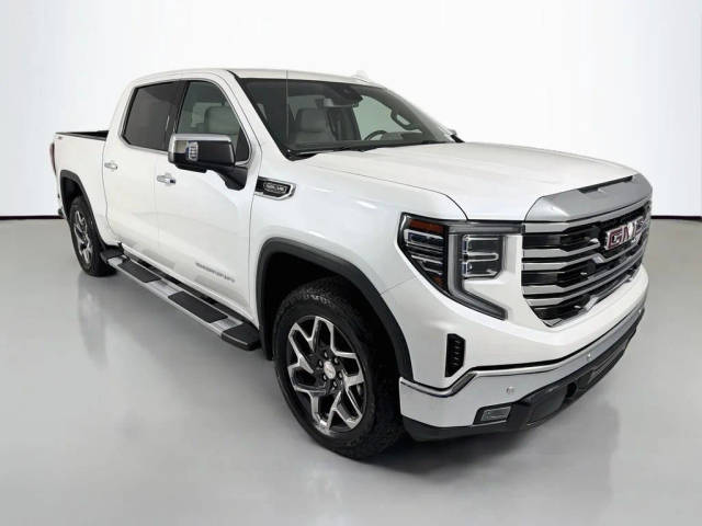 2022 GMC Sierra 1500 SLT 4WD photo