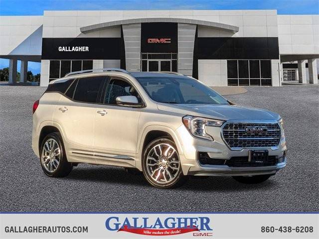 2022 GMC Terrain Denali AWD photo