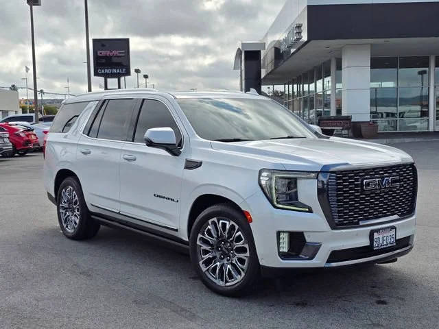 2023 GMC Yukon Denali Ultimate 4WD photo