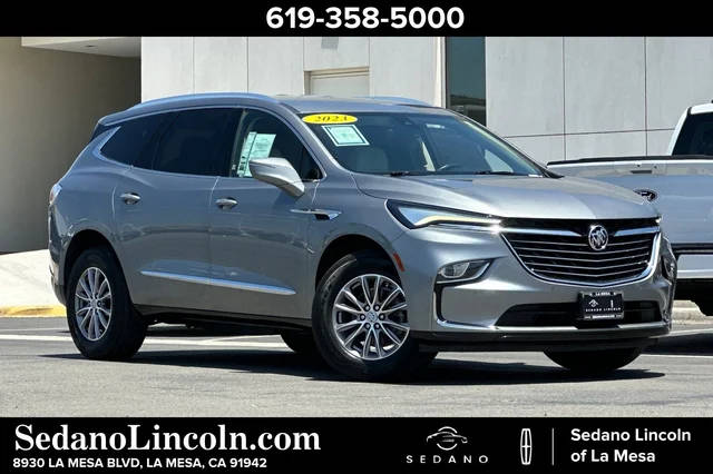 2023 Buick Enclave Essence FWD photo