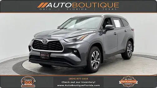 2022 Toyota Highlander XLE AWD photo