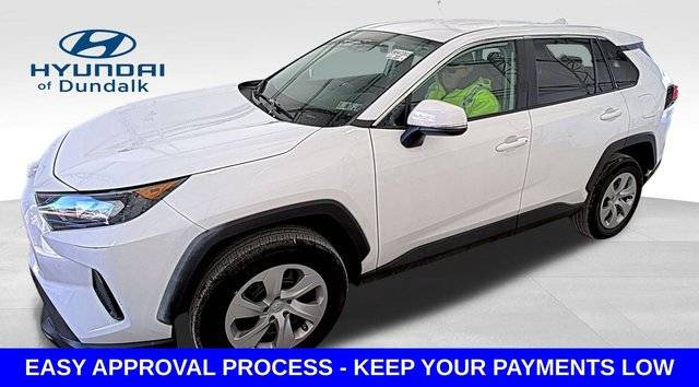 2022 Toyota RAV4 LE AWD photo