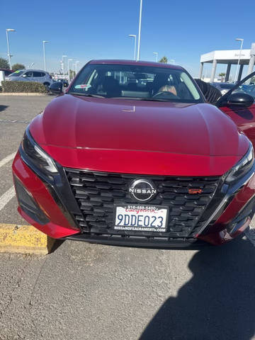 2023 Nissan Altima 2.5 SR FWD photo