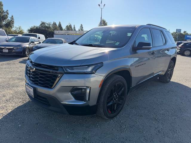 2023 Chevrolet Traverse Premier AWD photo