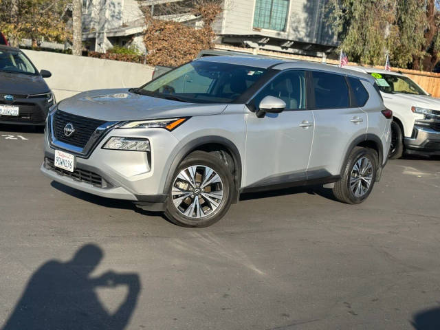 2023 Nissan Rogue SV FWD photo