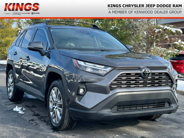2022 Toyota RAV4 XLE Premium FWD photo
