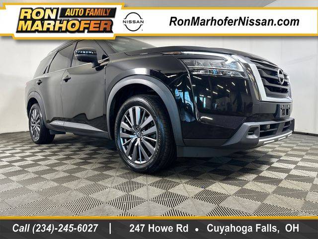 2023 Nissan Pathfinder SL 4WD photo